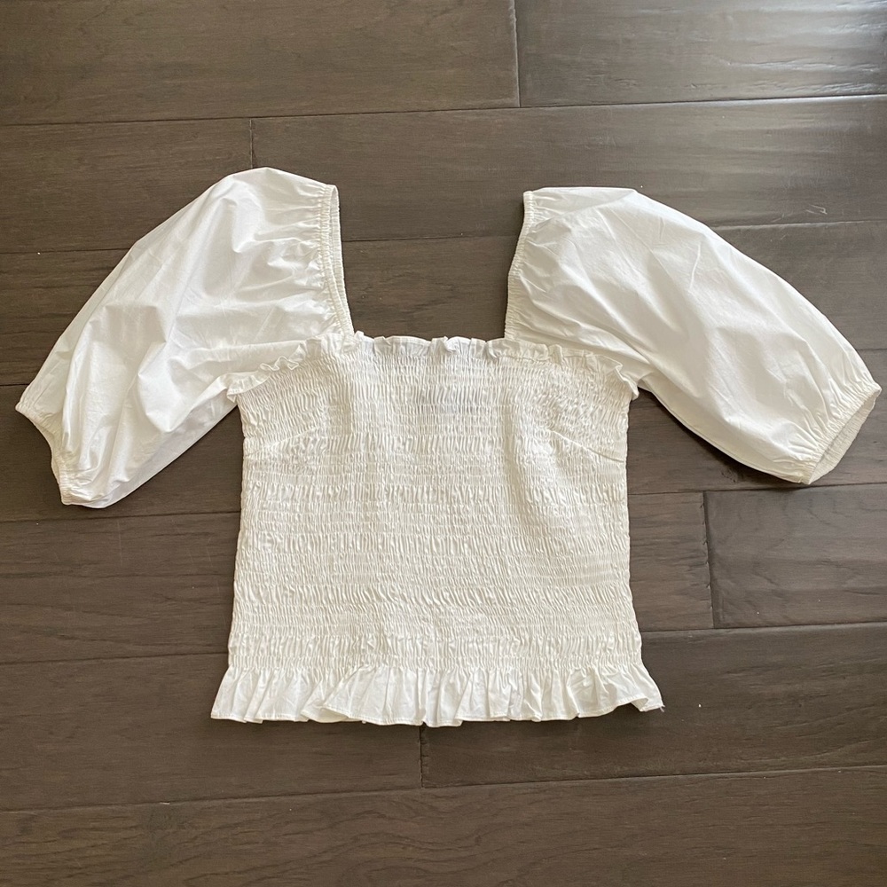 DO+BE White Smocked Top